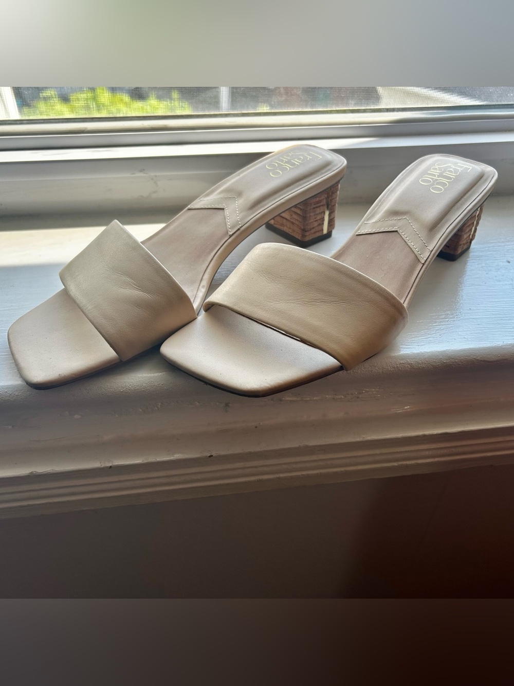 Franco Sarto kitten heels - size 9